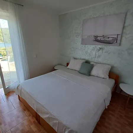 Pensjonat Radulj 3*